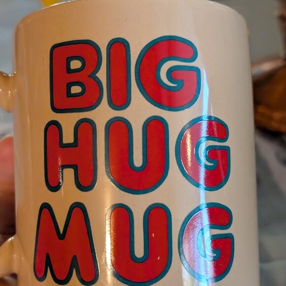 Iconic Pop Culture 80s Vintage Big Hug Mug Tan Orange Red Big Bubble Letters - Picture 5 of 9